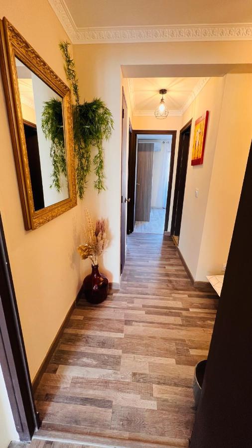 Apartamento Pluton Montpellier Exterior foto