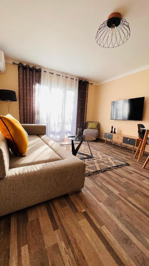 Apartamento Pluton Montpellier Exterior foto